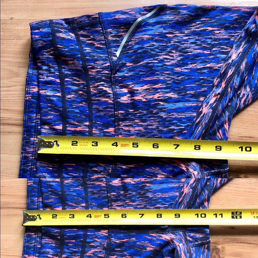 ATHLETA Reptile Relay Capri Leggings Blue Small - Picture 14 of 16